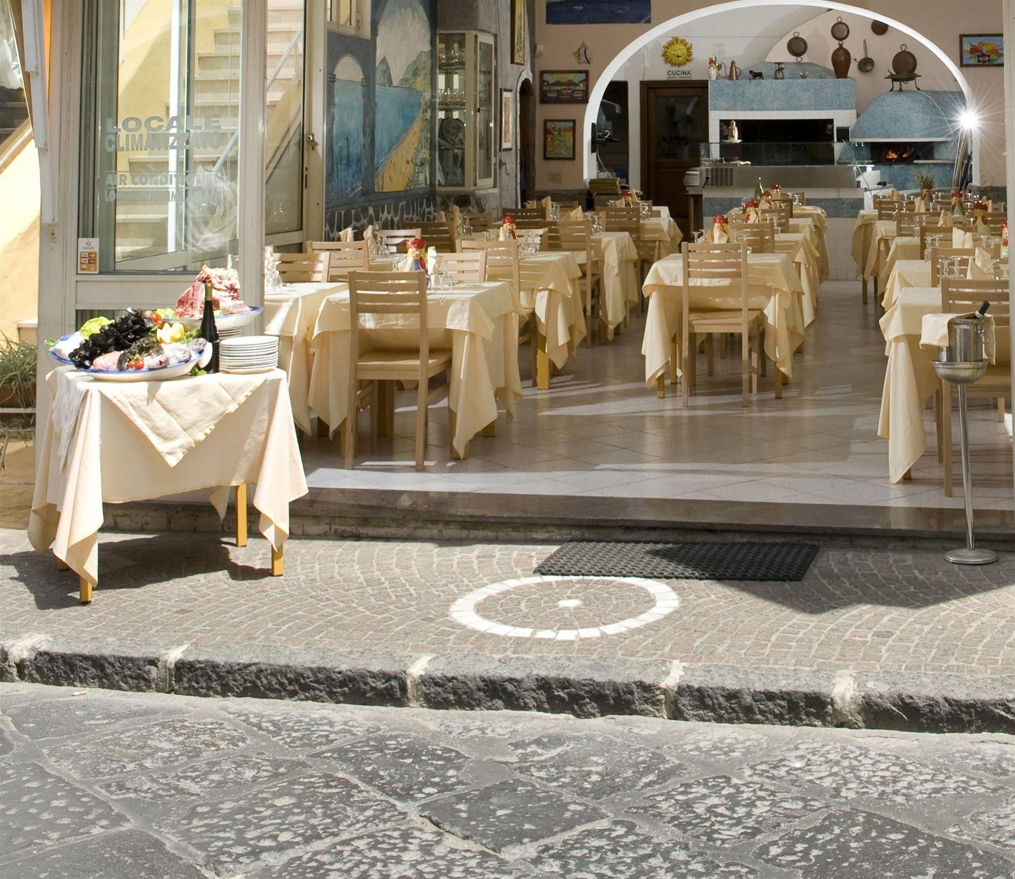 Hotel Da Raffaele Ischia Eksteriør bilde